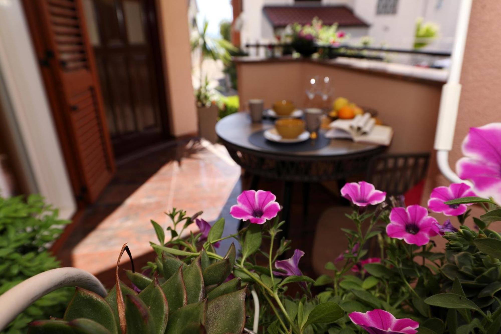 Villa Dalmatino Pakoštane Exterior foto